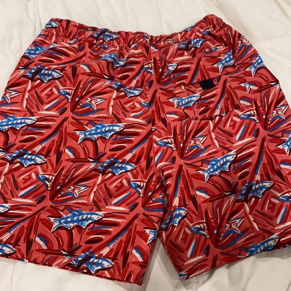 Vineyard Vines swim trunks - Picture 5 of 7